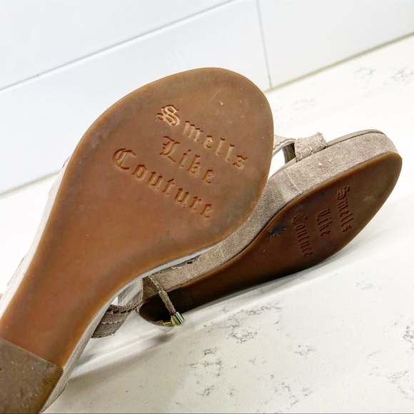 Juicy Couture Dennie Suede Wedges - Picture 10 of 16